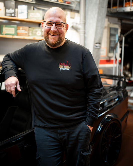 Pullover -Halle Siebenundsiebzig-