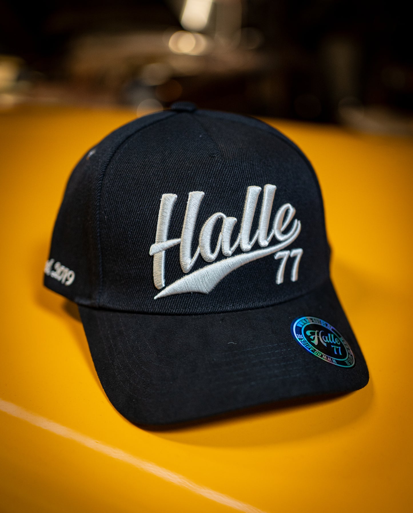 Snapback Curved Cap -Halle77- Schwarz