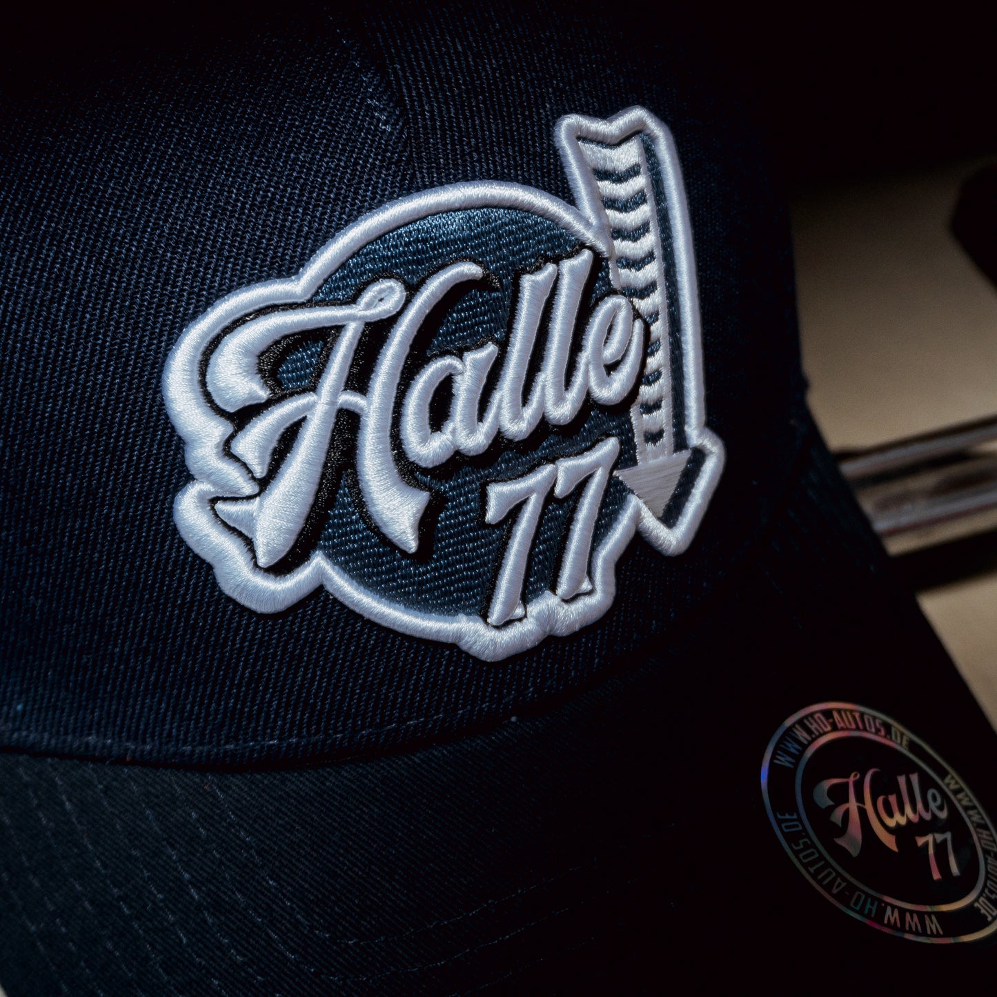 Snapback Curved Cap -Halle77- Navy